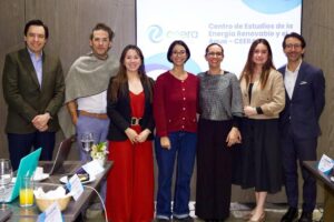 CEERA dialoga con Karina Rincón sobre transición energética y fortalecimiento institucional desde Bogotá.